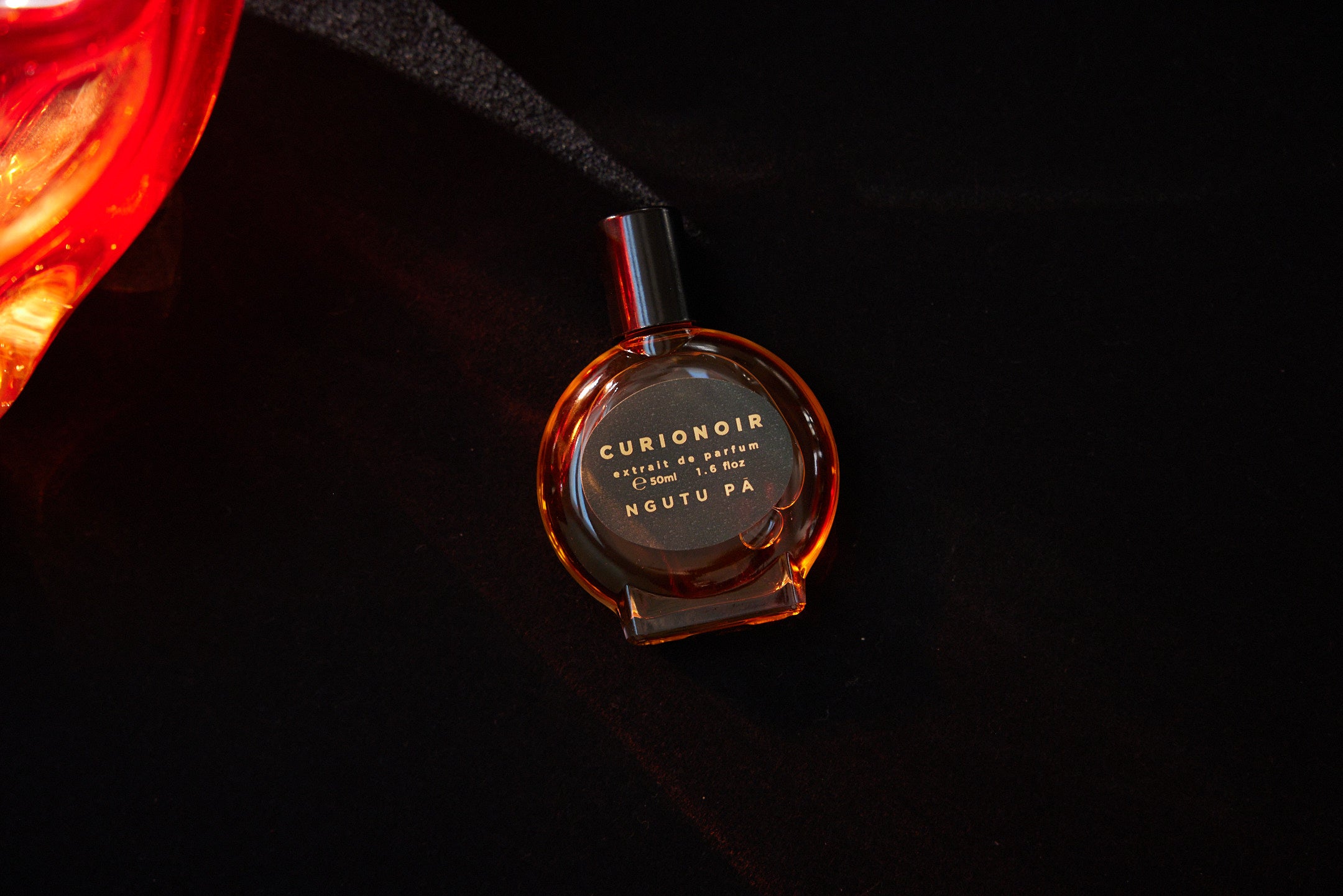 Extrait de Parfum ヌトゥパ - CURIONOIR キュリオノワール 日本